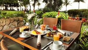Daily buffet breakfast for a fee - Pullman Rio de Janeiro São Conrado (Rio de Janeiro)