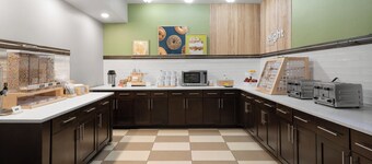 Spark by Hilton Decatur