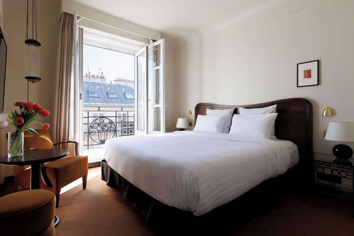 Family Room | 1 bedroom, premium bedding, memory foam beds, minibar
