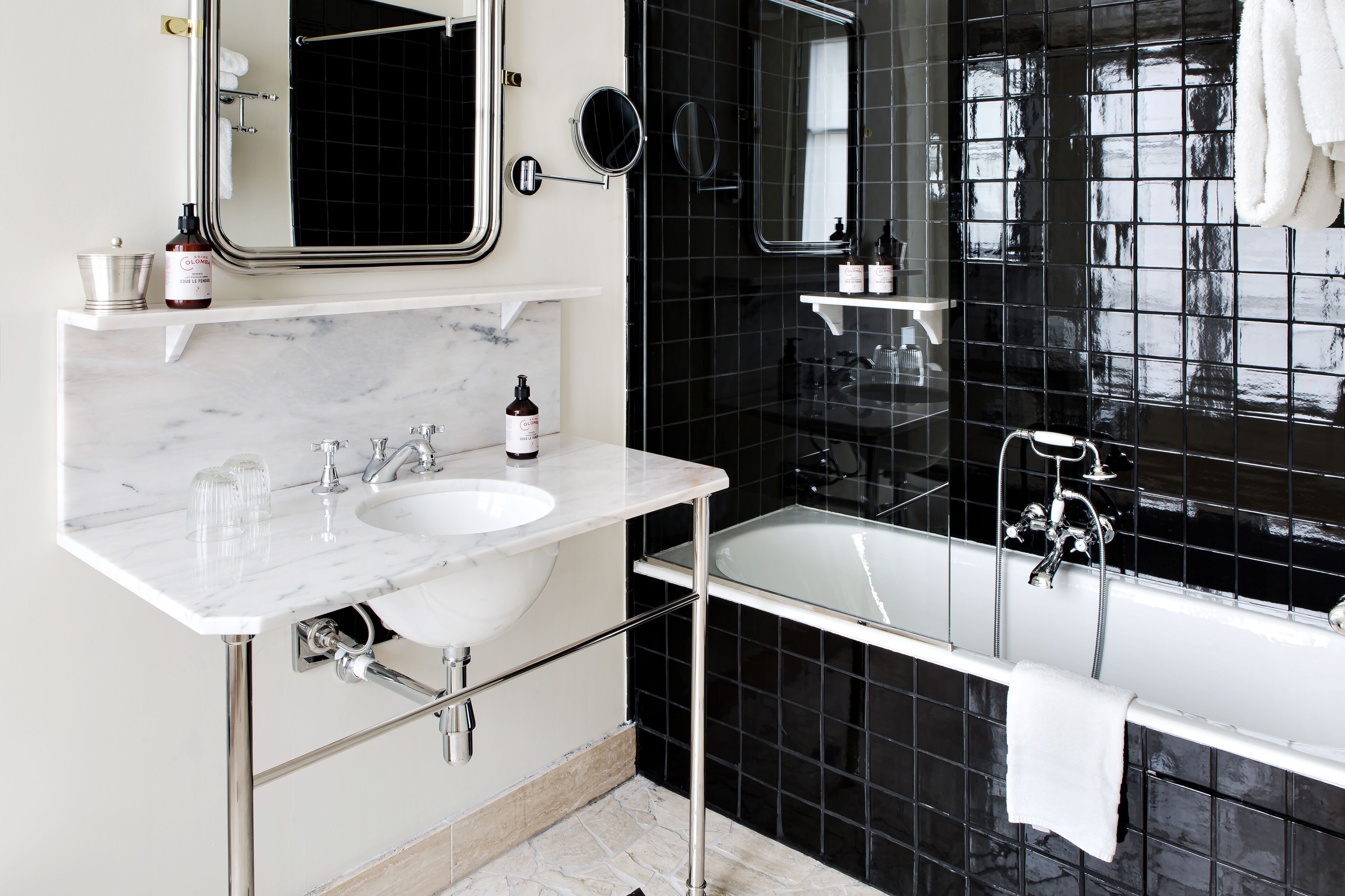 junior suite | bathroom | eco-friendly toiletries, hair dryer, slippers, towels