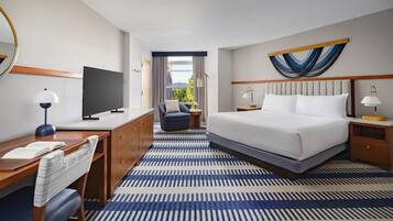 Deluxe Room | Hypo-allergenic bedding, in-room safe, desk, laptop workspace