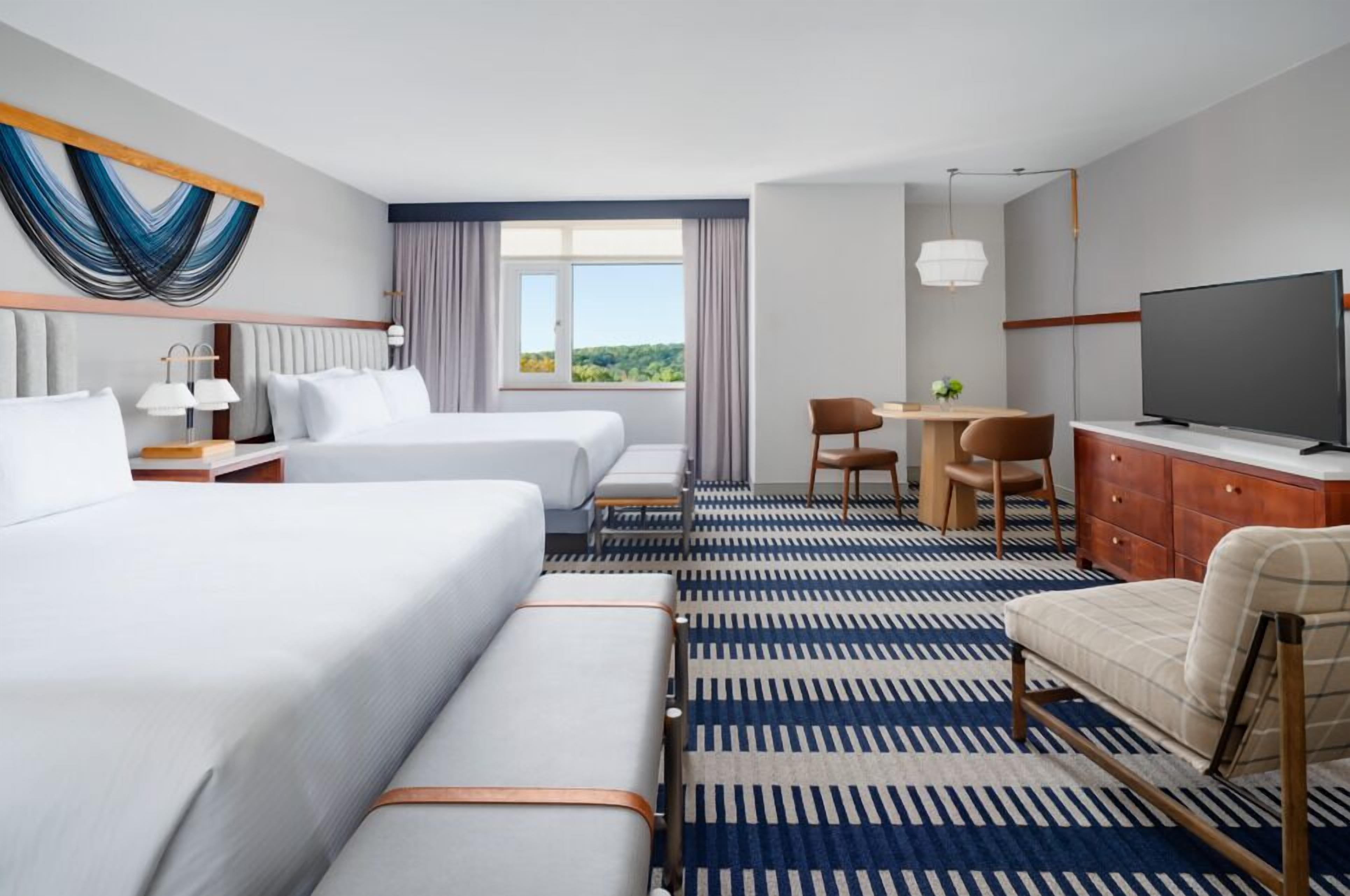 디럭스룸, 퀸사이즈침대 2개 | 저자극성 침구, 객실 내 금고, 책상, 노트북 작업 공간