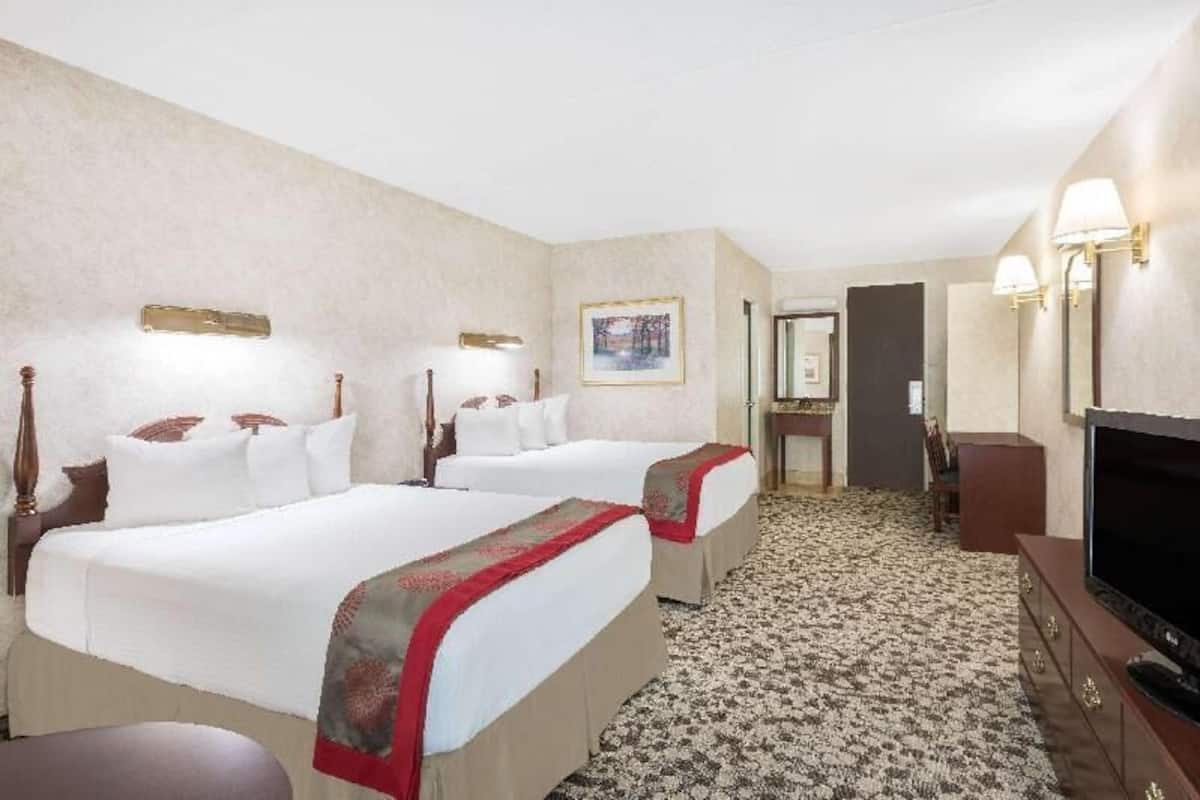 In-room safe, desk, laptop workspace, blackout curtains
