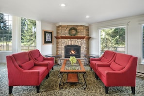 Lobby - Best Western Country Lane Inn (Juneau)