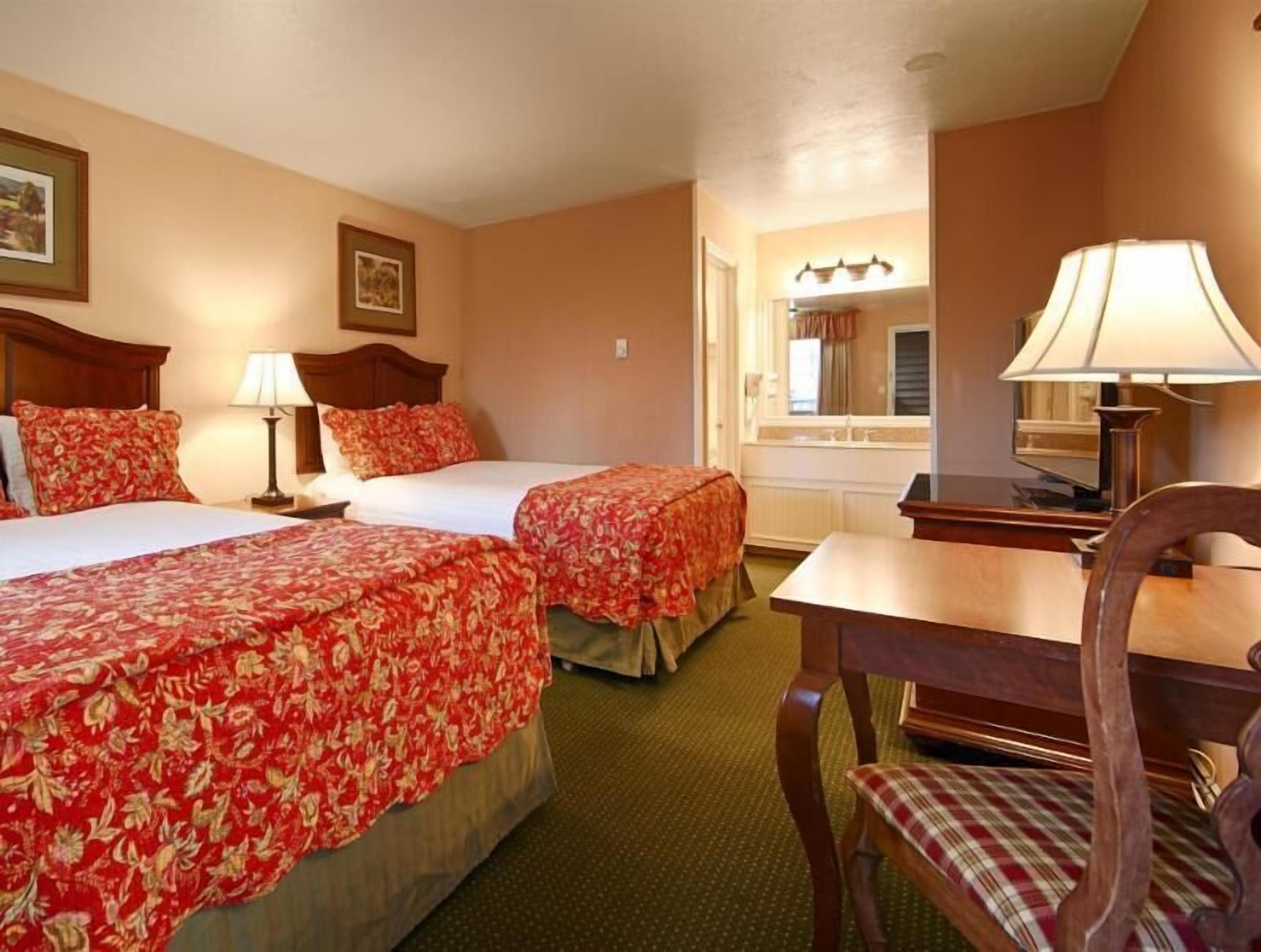 Bügeleisen/Bügelbrett, kostenloses WLAN, Bettwäsche