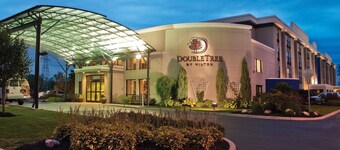 DoubleTree by Hilton Hotel Buffalo - Amherst