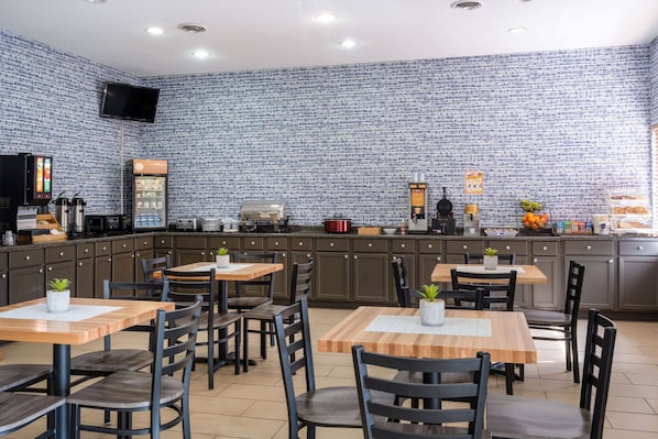 Bao gồm bữa sáng buffet hàng ngày