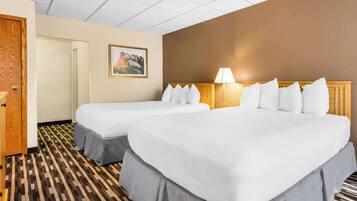 Blackout curtains, soundproofing, iron/ironing board, free WiFi