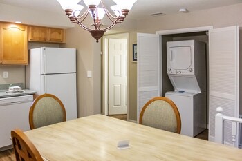 Condo, 2 Bedrooms, Kitchen | In-room dining at Bryan