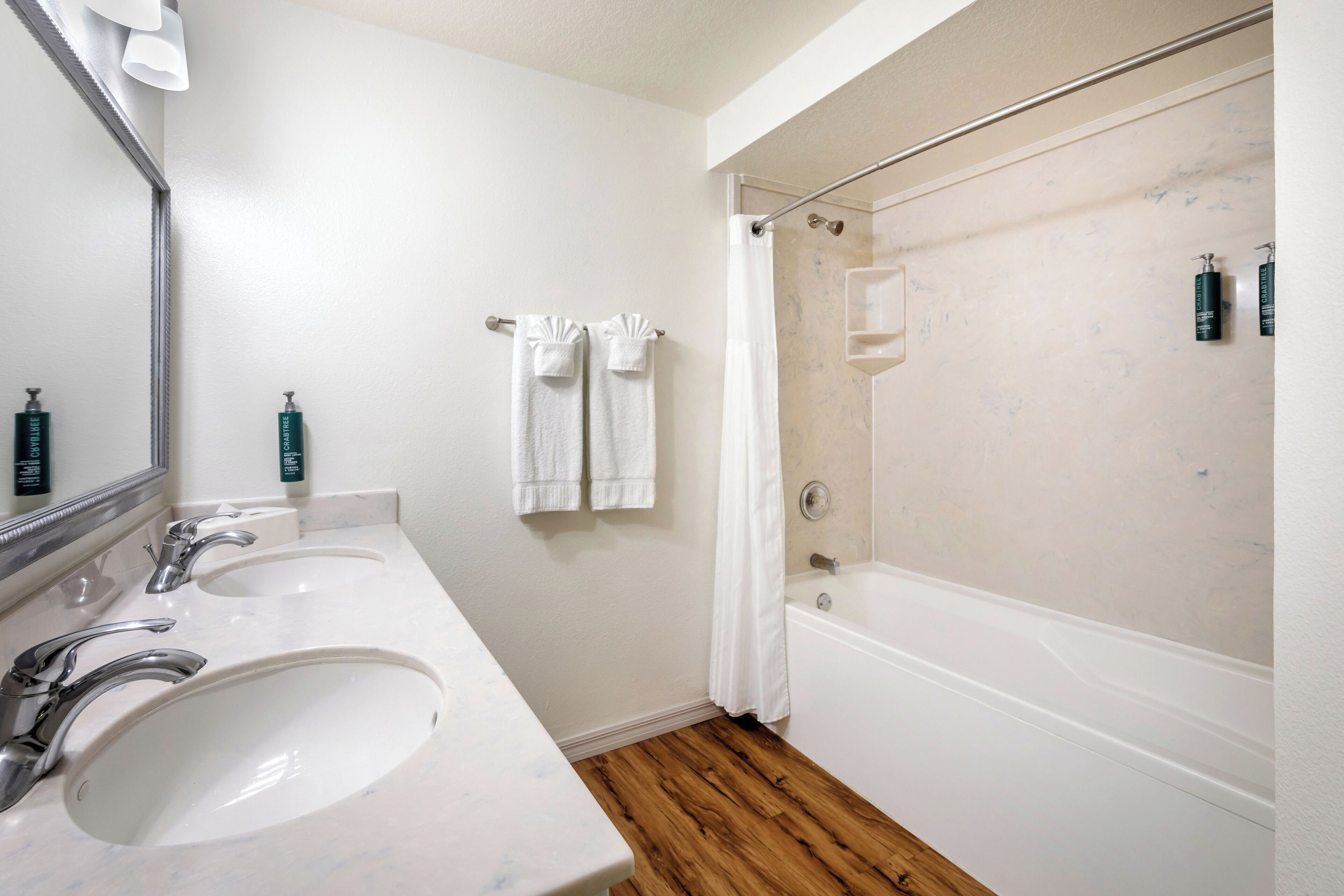 condo, 2 bedrooms, kitchen | bathroom | separate bathtub and shower, eco-friendly toiletries, hair dryer, towels