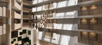 Hilton Santa Monica Hotel & Suites