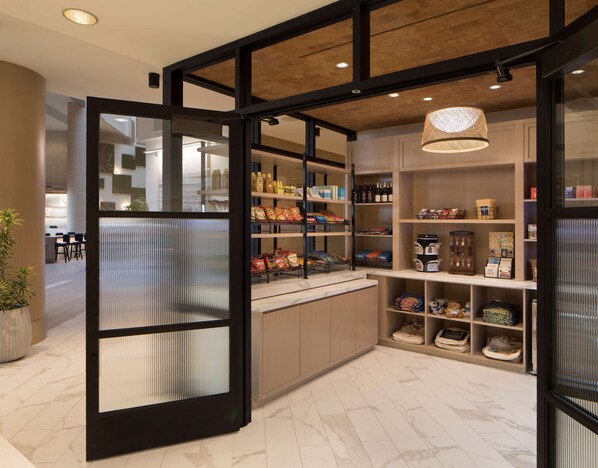 Snack bar