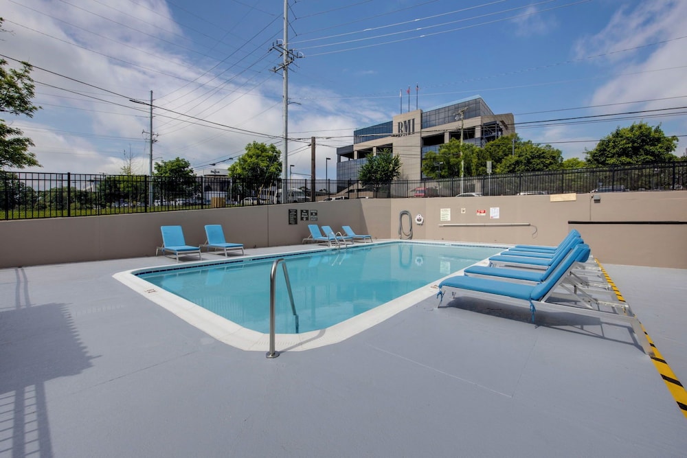 Best Western Plus Music Row by null