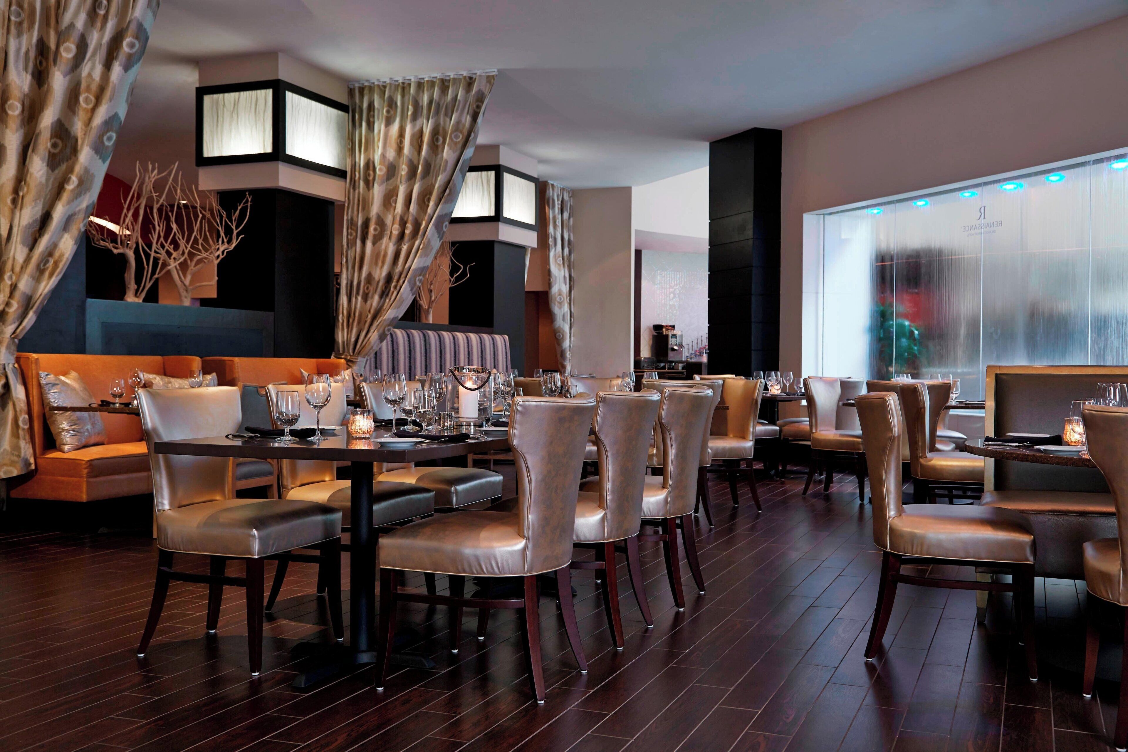 Photo - Renaissance Orlando Airport Hotel