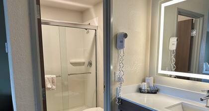 Best Western King Salmon Inn