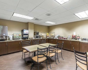 Breakfast area