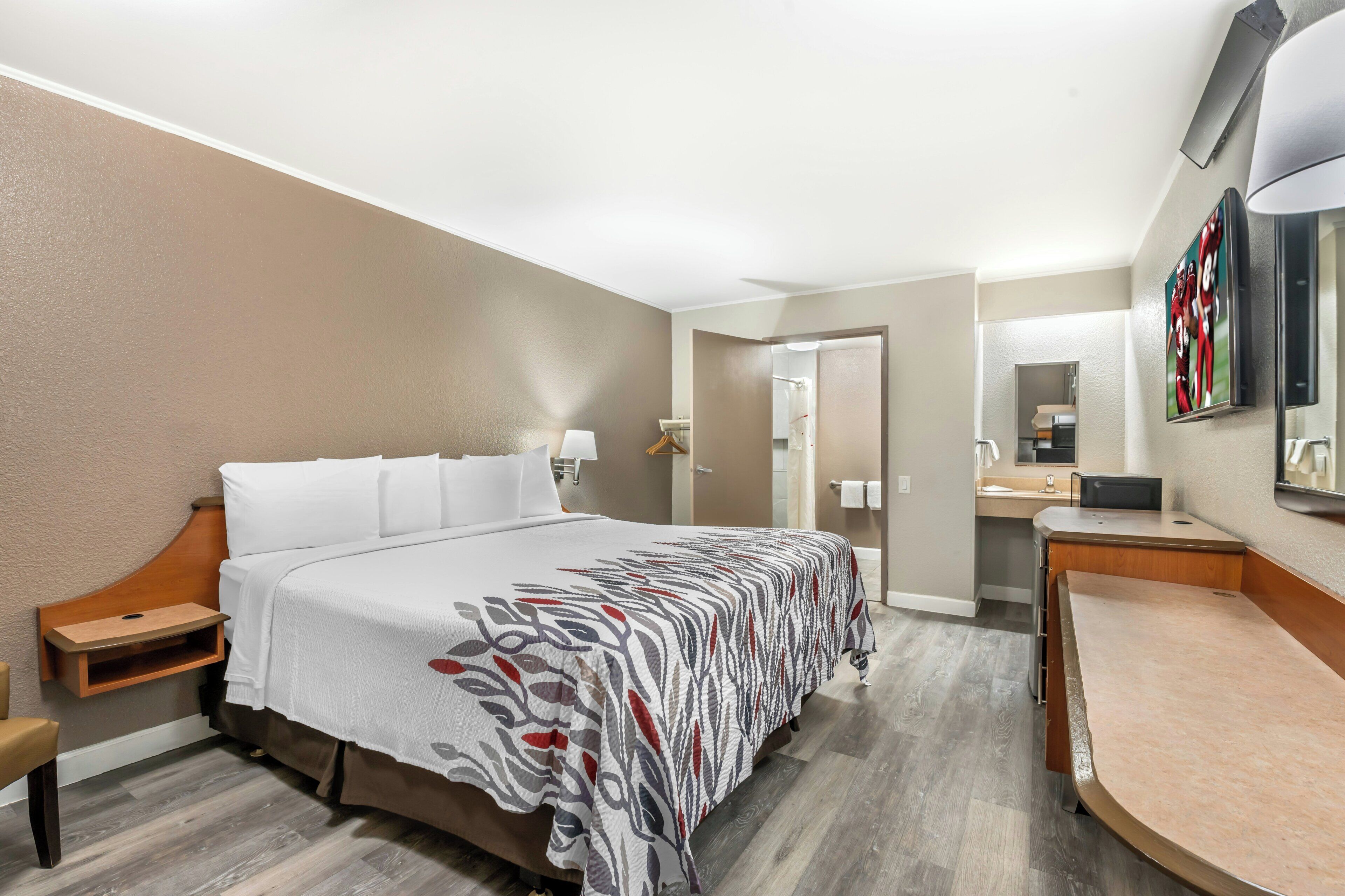 Chambre Deluxe, 1 très grand lit, accessible aux personnes à mobilité réduite (Smoke Free)