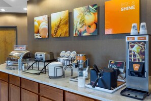 Tägliches inbegriffenes großes Frühstück