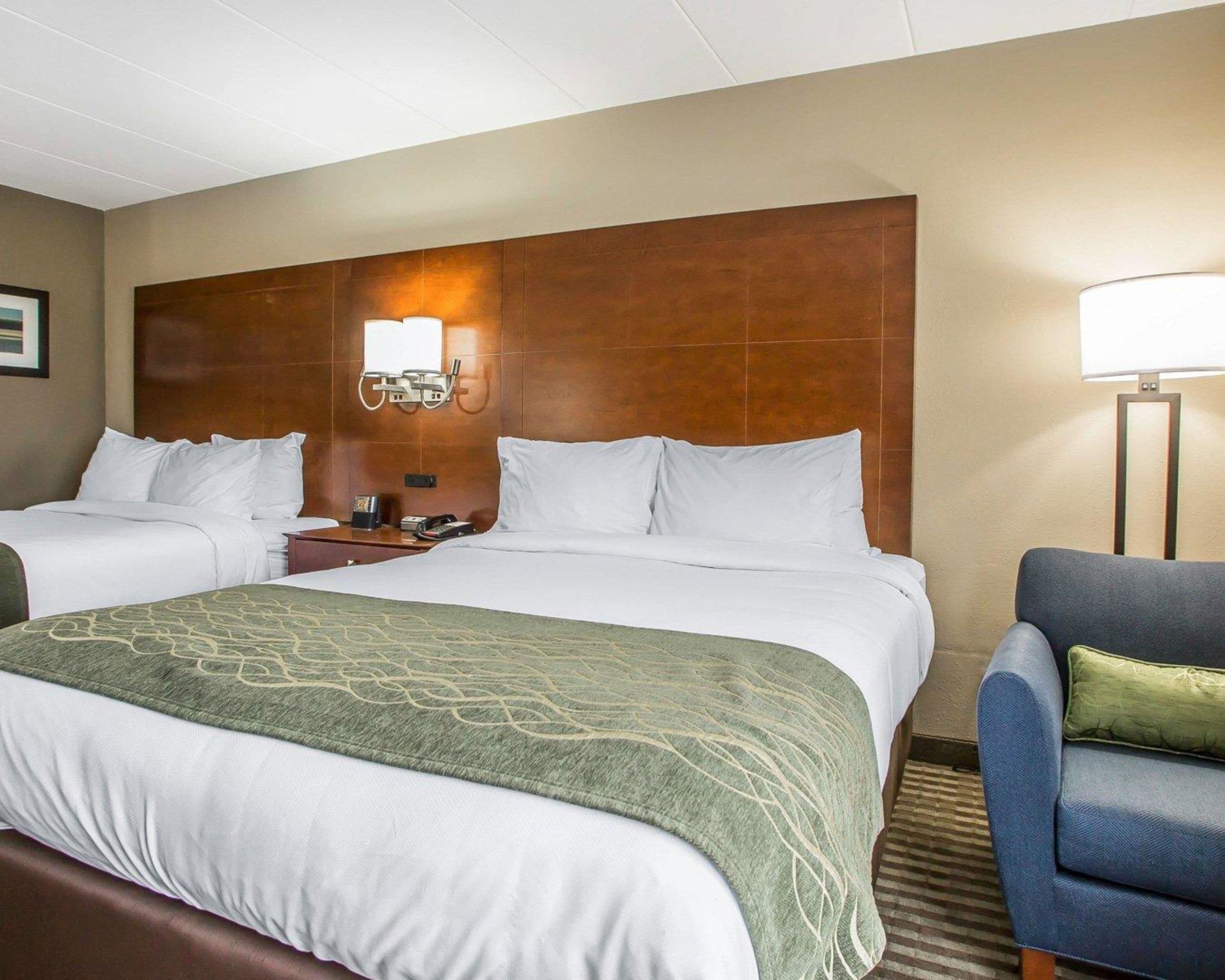 pillow-top beds, desk, iron/ironing board, rollaway beds