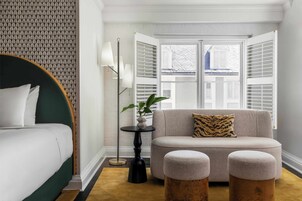 Deluxe Room, 2 Queen Beds (Grande Two Queens)