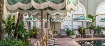 バーボン オリンズ ホテル