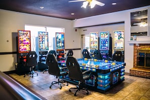 Spielezimmer