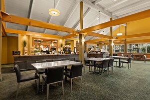 매일 풀 브렉퍼스트 무료 아침 식사 포함