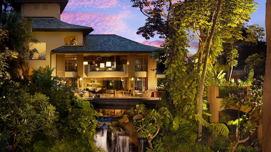 Four Seasons Resort Lanai