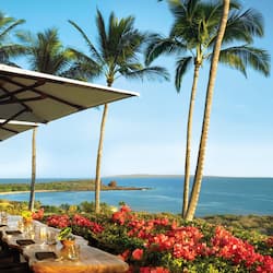 7 restaurants, breakfast served