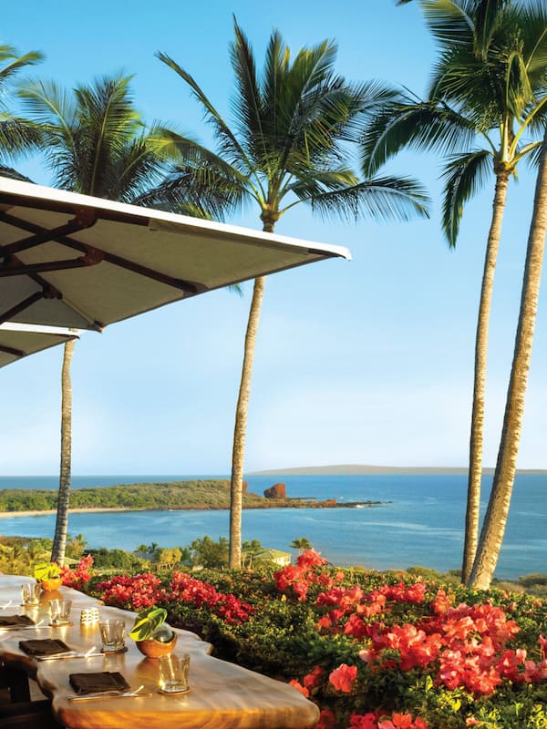 7 restaurants, breakfast served
