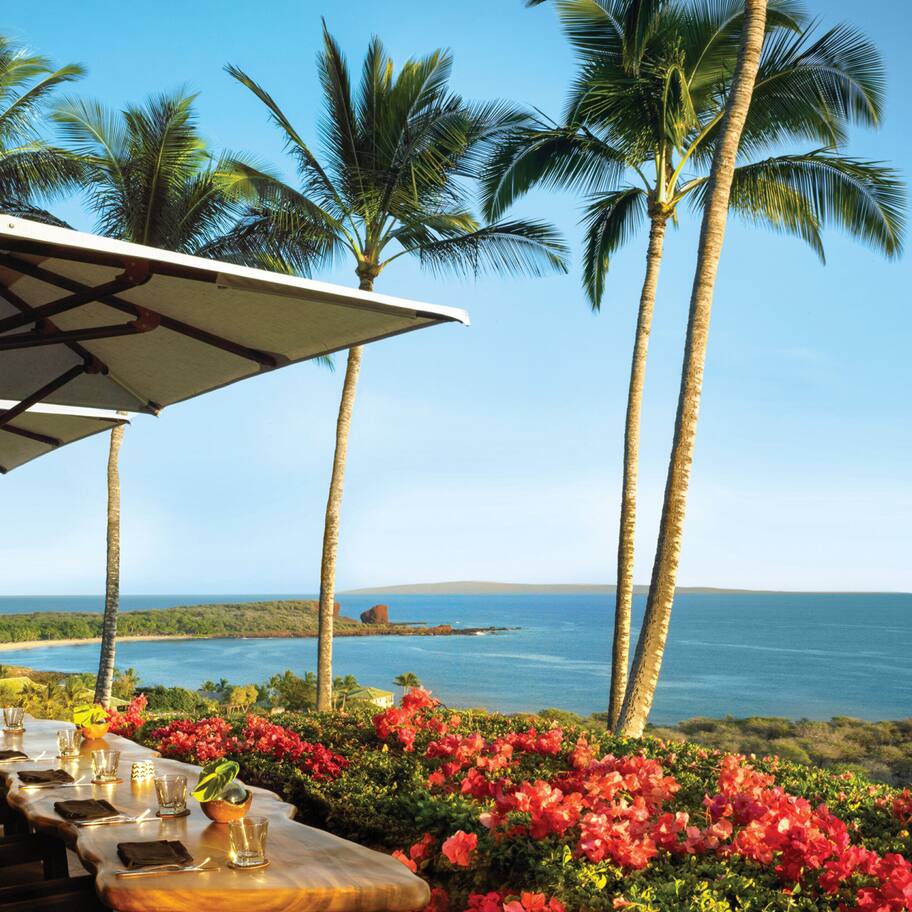 7 restaurants, breakfast served