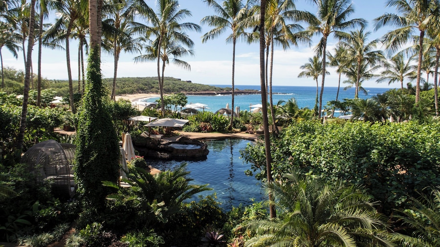 Four Seasons Resort Lanai