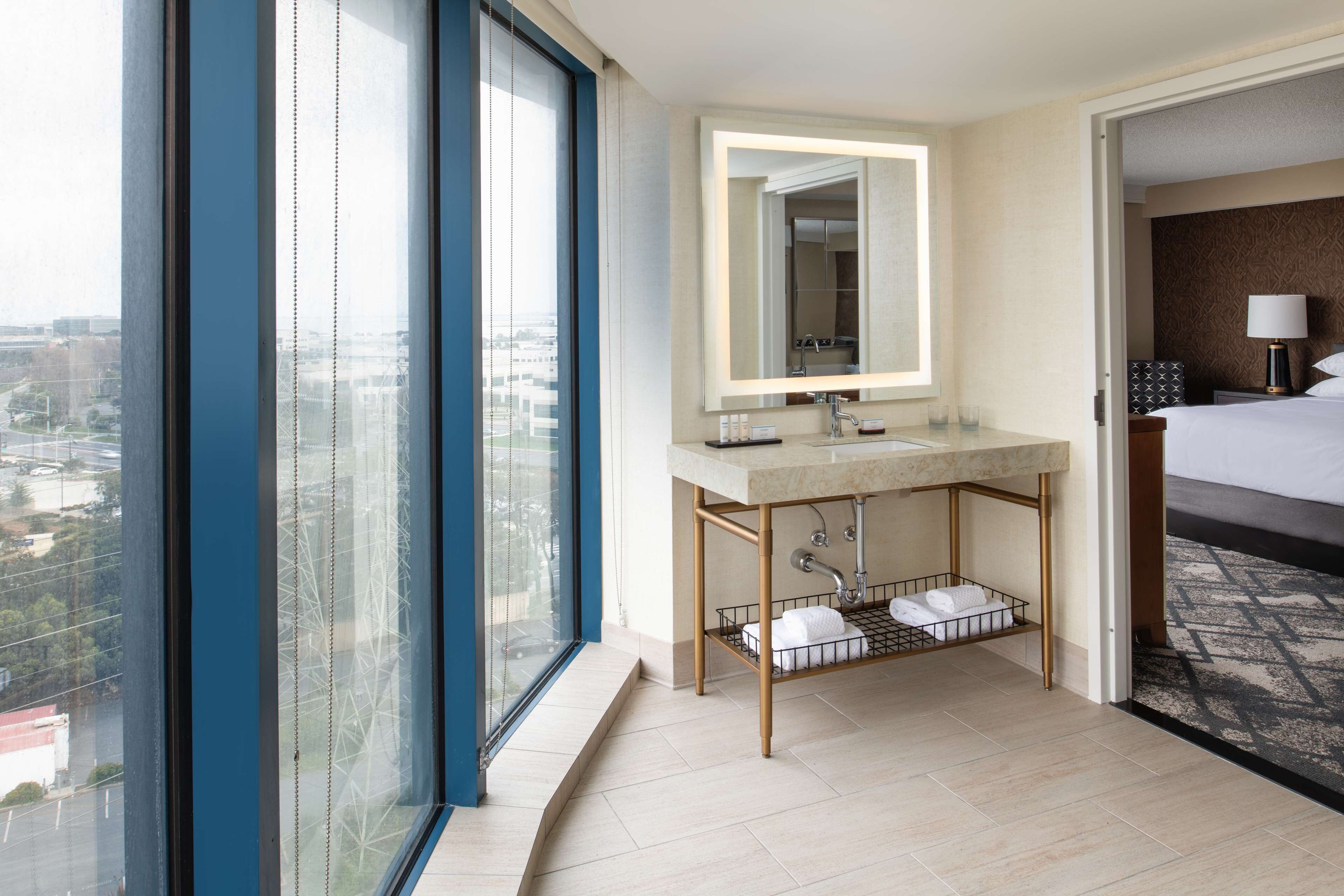 Foto - Embassy Suites by Hilton San Francisco Airport Oyster Point