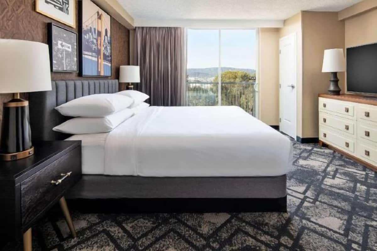 Premium bedding, down comforters, pillowtop beds, in-room safe