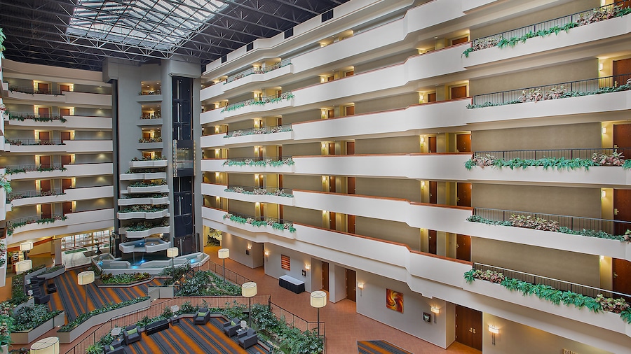 Holiday Inn University Plaza-Bowling Green by IHG