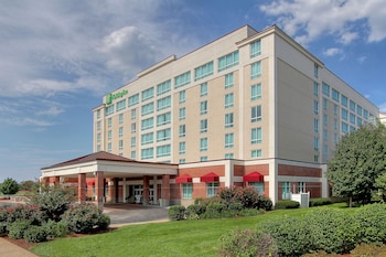 Holiday Inn University Plaza-Bowling Green by IHG