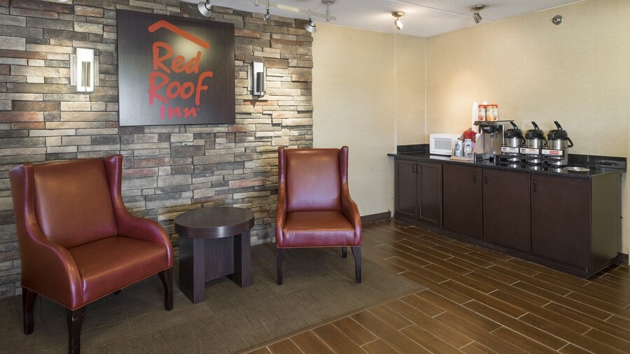 Red Roof Inn Cincinnati - Sharonville