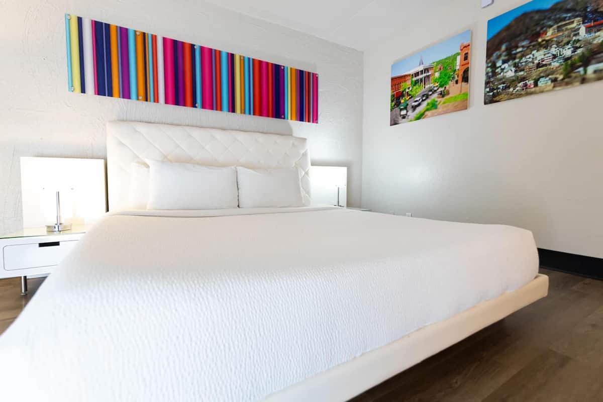 1 chambre, literie hypoallergénique, couette en duvet d'oie