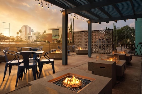 Terrace/patio. The Clarendon Hotel & Spa, BW Signature Collection