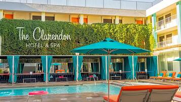 Outdoor pool, cabanas (surcharge), sun loungers