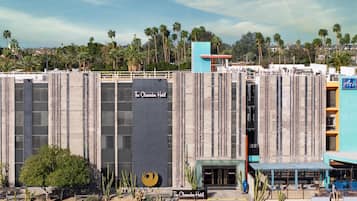 المنشأة من الخارج