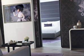 Suite, 2 Bedrooms | 1 bedroom, premium bedding, minibar, in-room safe
