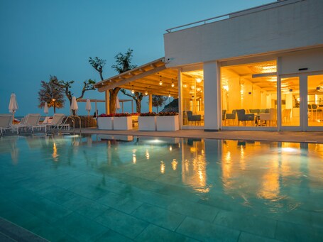 Piscina externa