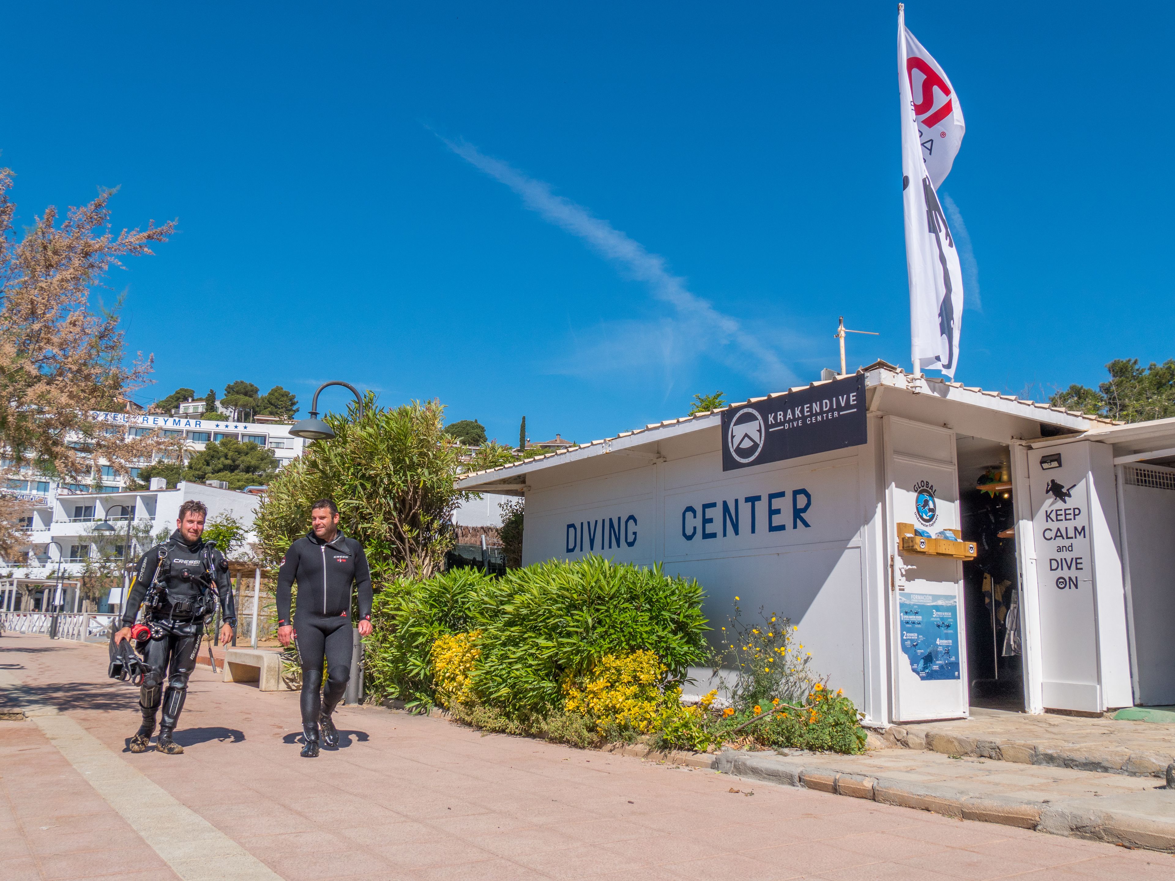 Foto - Golden Mar Menuda