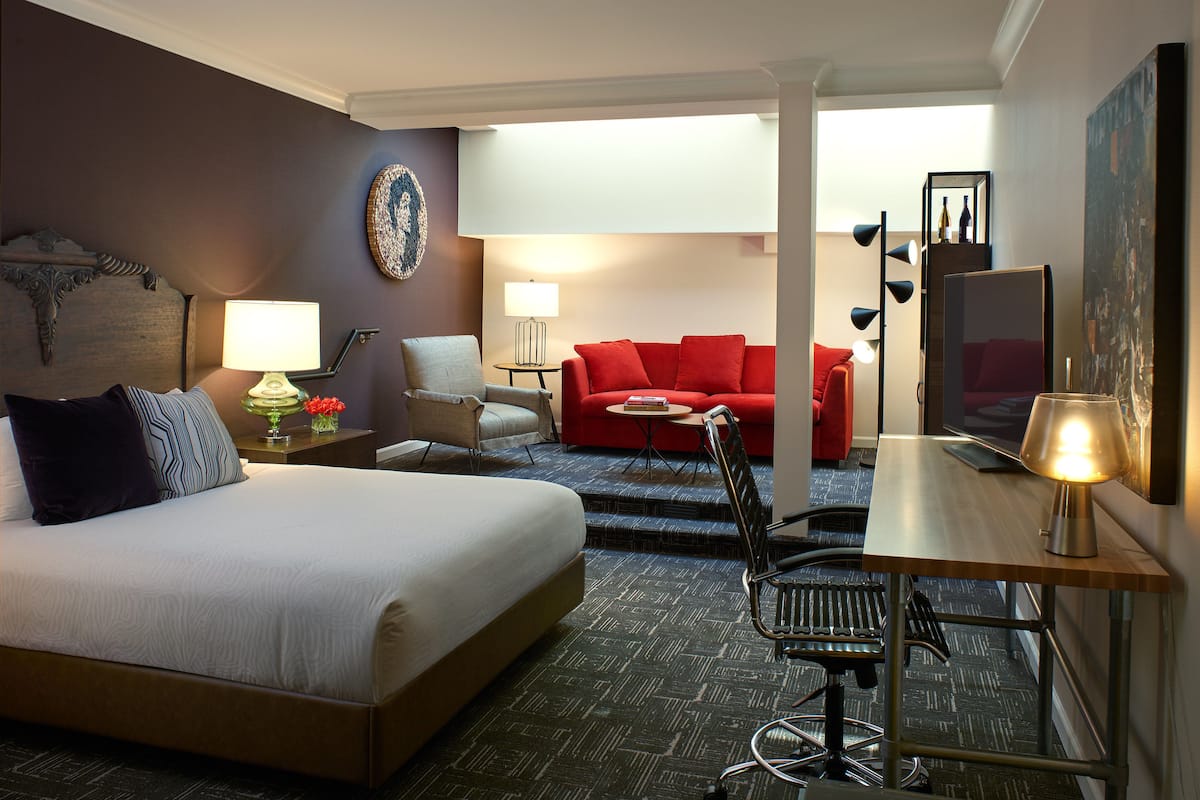 1 bedroom, Frette Italian sheets, premium bedding, pillowtop beds