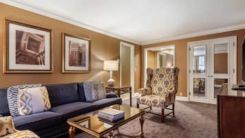 Premium bedding, down comforters, in-room safe, desk