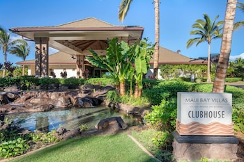 Hotel Exterior at Hilton Grand Vacations Club Maui Bay Villas