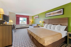 Standard Room, 1 King Bed, Non Smoking | Iron/ironing board, free cribs/infant beds, rollaway beds, free WiFi