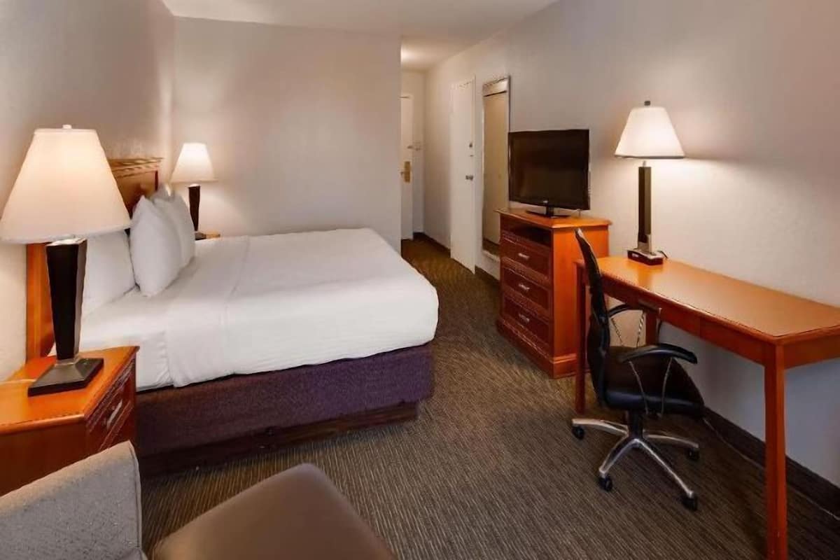 Desk, blackout curtains, iron/ironing board, free WiFi