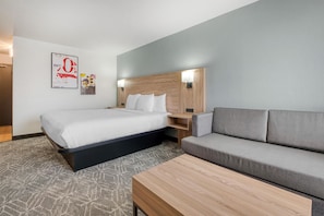 Standard Room, 1 Queen Bed, Accessible, Refrigerator & Microwave | Desk, blackout drapes, iron/ironing board, free WiFi